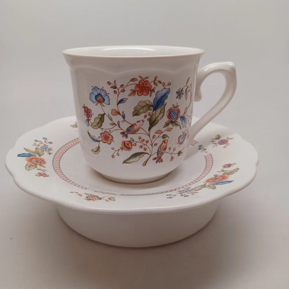 Lenox Wind Chimes Lantana‎ Fine China Tea Cup and Saucer Set Floral Bird USA